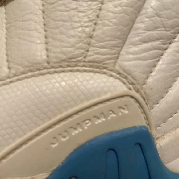 Jordan 12 retro University (NC) Blue - Picture 8 of 11